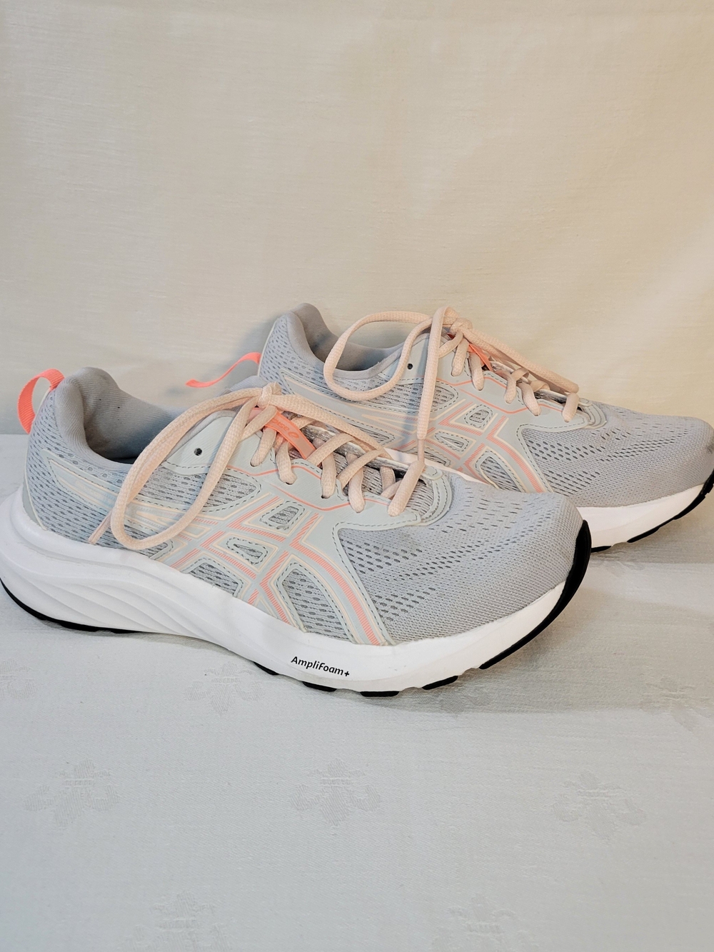 Asics Women's 8 "Gel-Contend 9" Light Gray and Peach Women's Running Shoes